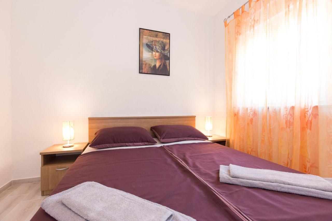 Apartment Dajana Pinezići Zewnętrze zdjęcie